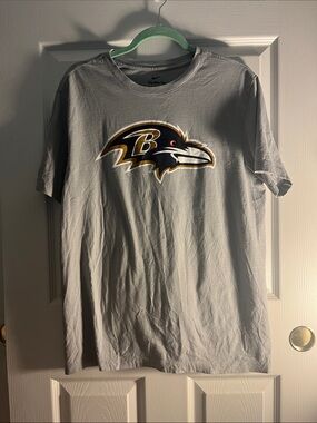 Medium NFL Raven The Nike Tee